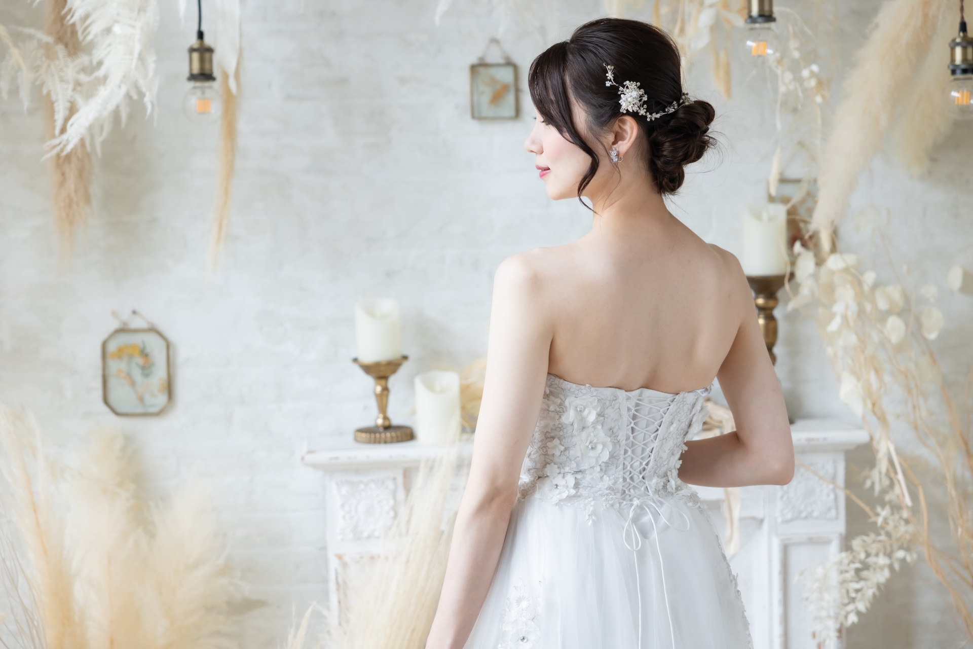 ウェディングドレスの試着までに確認しておきたい3つのポイント 当日に必要な持ち物 事前準備 服装 京都 北山のガーデンウエディング 結婚 式場ならアイネスヴィラノッツェ宝ヶ池 公式