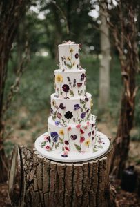 woodland-dreaming-a-bohemian-styled-wedding-shoot-in-the-woods-festival-brides
