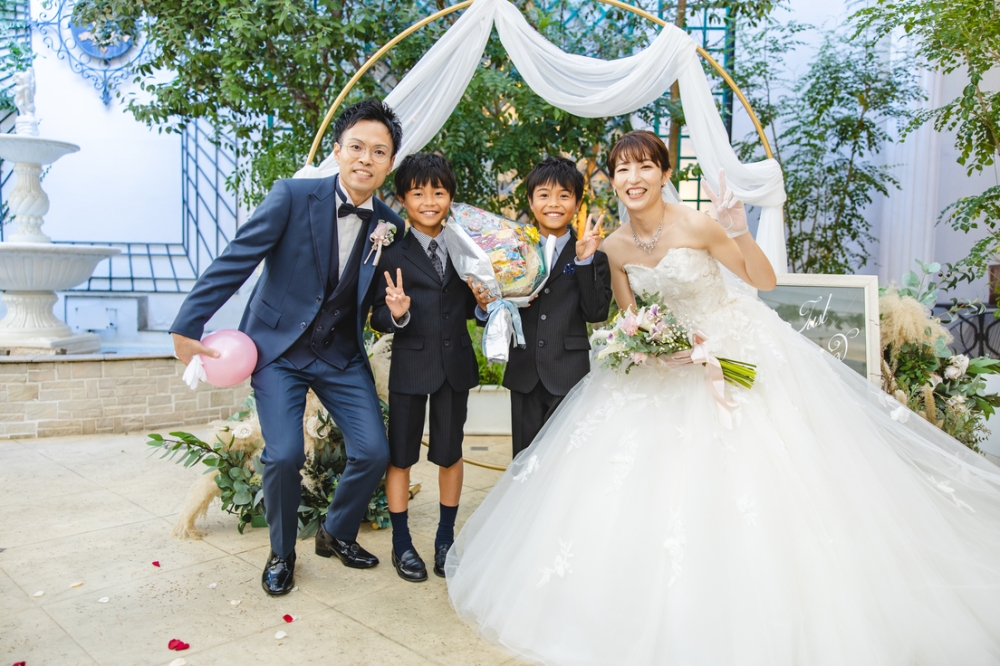 スタッフ団結で新郎新婦様とゲスト皆様を笑顔に♡