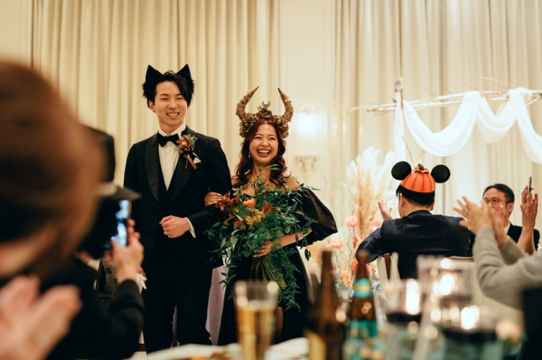【ほんまに結婚式？】【愛犬も一緒】人生最高のハロウィンパーティー
